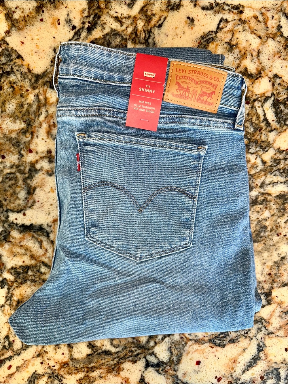 Levi's Women’s 711 Skinny Jeans Mid-rise W32 L30